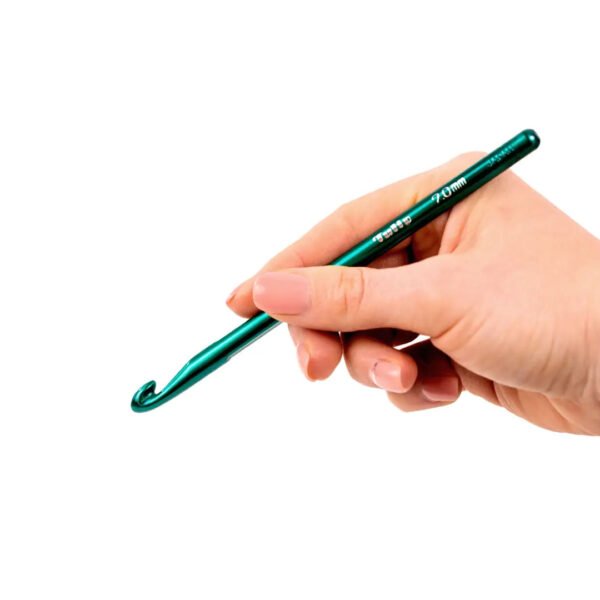Giant Crochet Hook 7mm - Image 5
