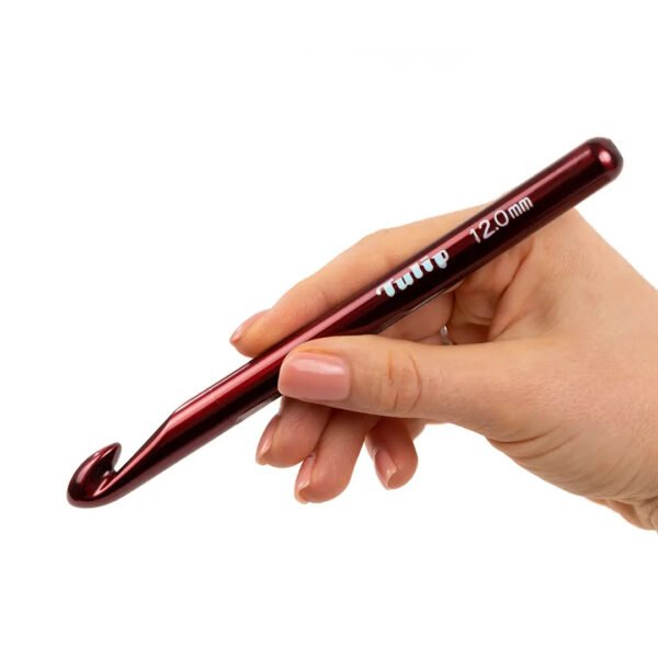 Giant Crochet Hook 12mm - Image 3